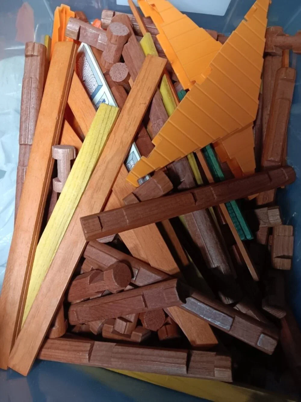 Early Vintage Lincoln Logs Assorted Pieces including Roof Rounds Flats Roofs